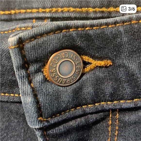 Levi's Women's Dark Indigo Skinny Jeans - Picture 4 of 4